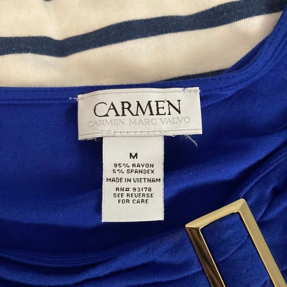 Carmen‎ Marc Valvo Shirt Sz M Blue Knit Buckle Pleated Neck Stretch - Picture 5 of 8